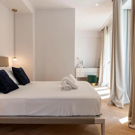 Гостевой дом The Old Palace- Luxury Signoria 4*