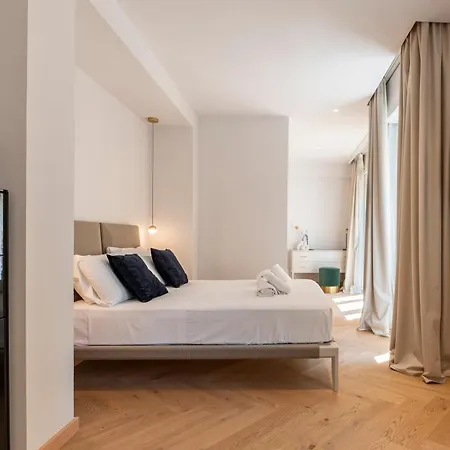 Гостевой дом The Old Palace- Luxury Signoria 4*
