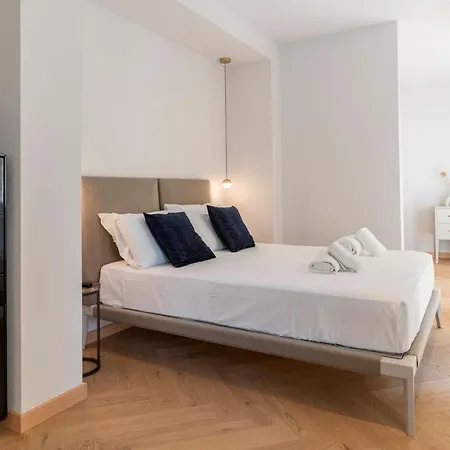 The Old Palace- Luxury Signoria 4*