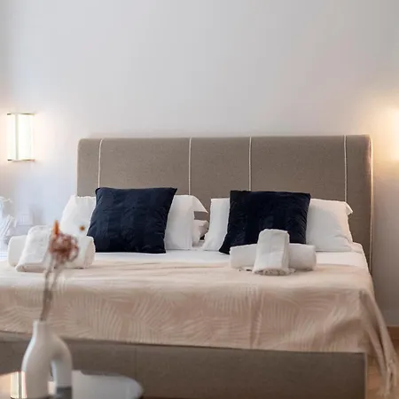 The Old Palace- Luxury Signoria Guest house
