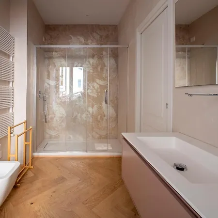 The Old Palace- Luxury Signoria *