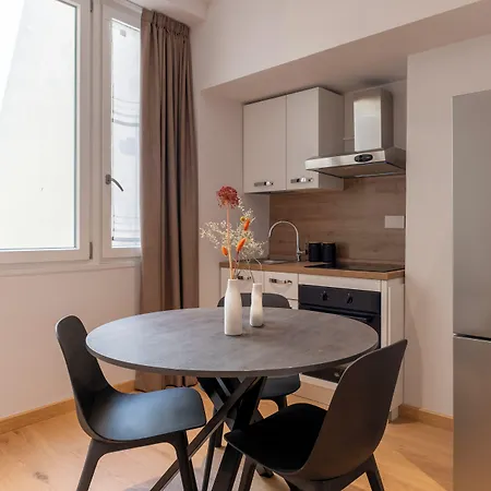 The Old Palace- Luxury Signoria Гостевой дом