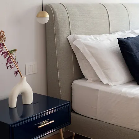 The Old Palace- Luxury Signoria Гостевой дом