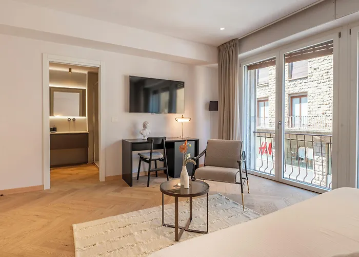 Konukevi The Old Palace- Luxury Signoria 4*