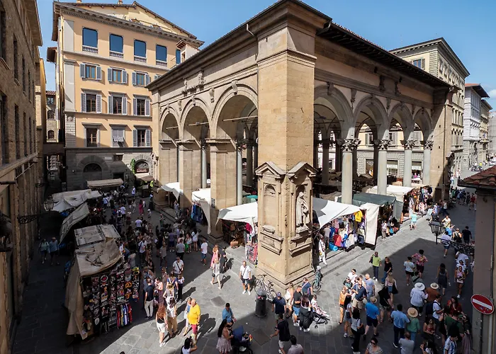 Konukevi The Old Palace- Luxury Signoria Floransa